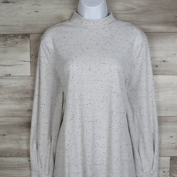 Lane Bryant* Women's Long Sleeve 2" Turtle Neck High/Low Curved Hem Blouse~14/16 - Picture 1 of 10